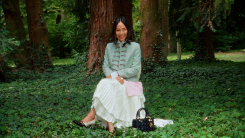 greta_lee__ladydior_v20-logo_16-9.00_00_30_15.still015