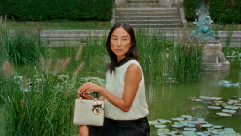 greta_lee__ladydior_v20-logo_16-9.00_00_17_21.still009