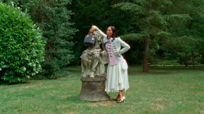 greta_lee__ladydior_v20-logo_16-9.00_00_08_19.still004