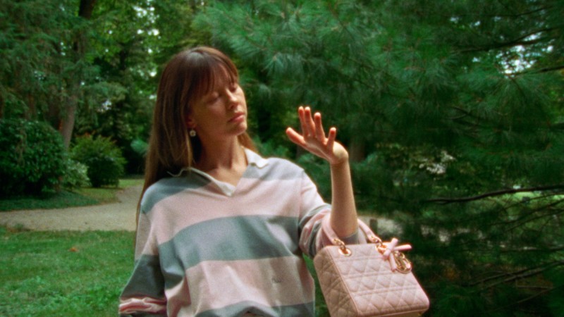 mia_goth__ladydior_v16-logo_16-9.00_00_21_09.still019