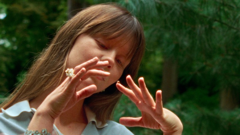 mia_goth__ladydior_v16-logo_16-9.00_00_22_09.still020