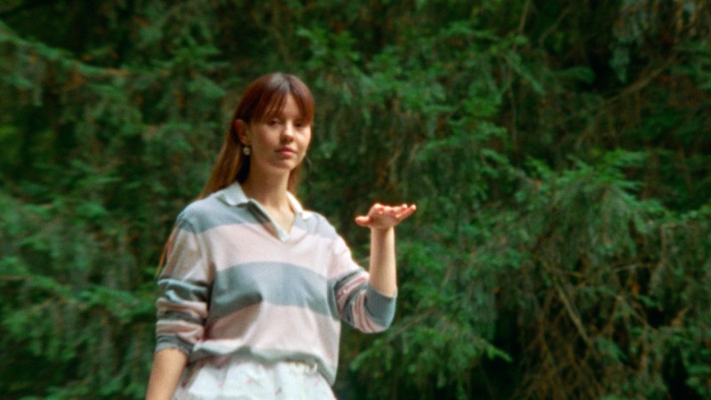 mia_goth__ladydior_v16-logo_16-9.00_00_45_09.still036