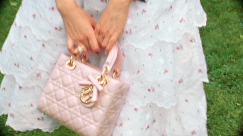 mia_goth__ladydior_v16-logo_16-9.00_00_17_22.still017