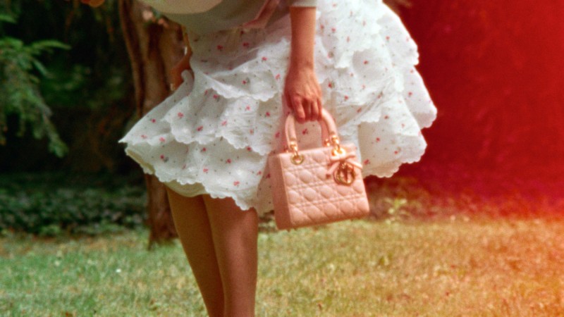 mia_goth__ladydior_v16-logo_16-9.00_00_43_02.still035