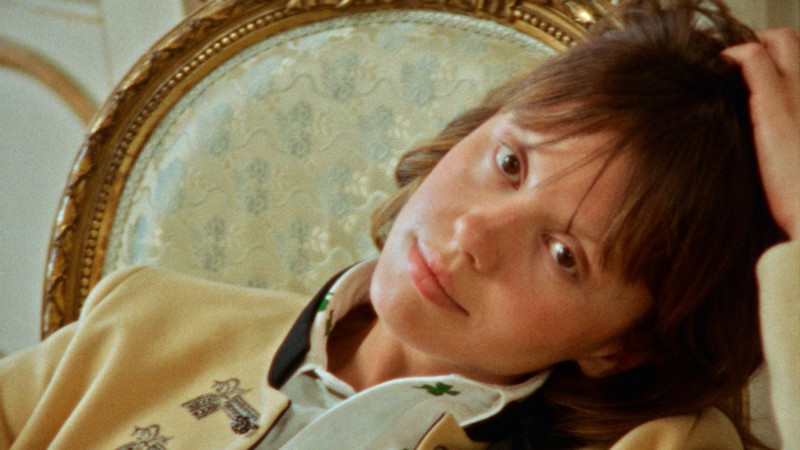 mia_goth__ladydior_v16-logo_16-9.00_00_10_08.still012